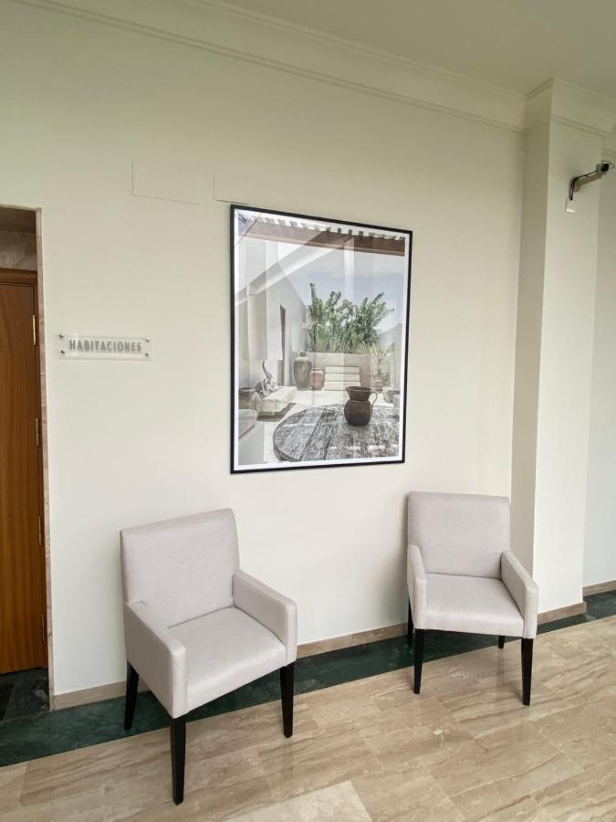 Hotel Santa Ana La Carlota Zewnętrze zdjęcie